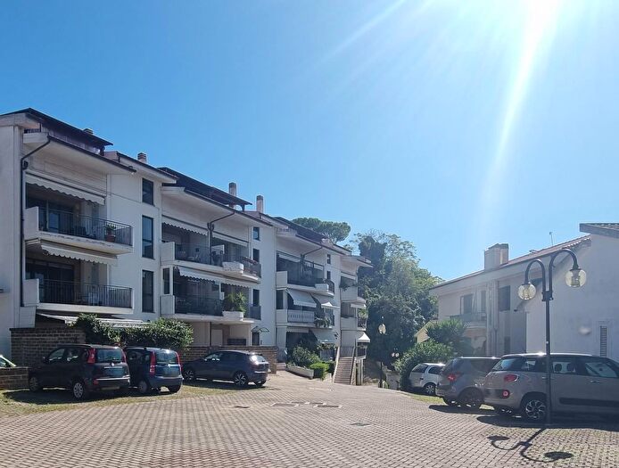 Appartamento trilocale in vendita in Via del Santuario Pesc, Pescara