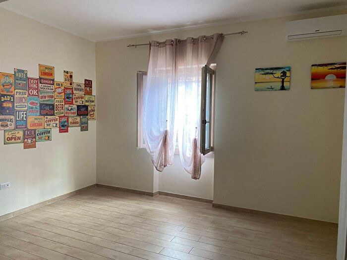 Appartamento quadrilocale in affitto in Via Diano Marina, Torrevecchia, Roma