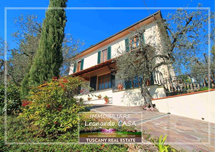 Casa con 10 locali in vendita in Vinci Fi, Vinci