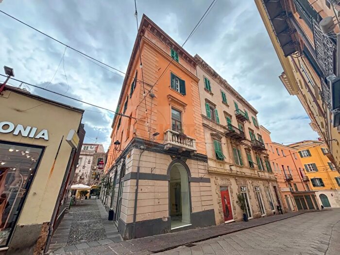 Appartamento quadrilocale in vendita in Via Luzzatti, Sassari