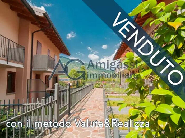 Appartamento quadrilocale in vendita in Via Camanecchio, Zogno
