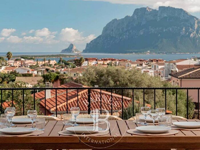 Casa con 5 locali in affitto in Porto San Paolo, Loiri Porto San Paolo