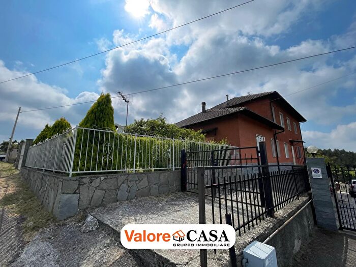 Appartamento trilocale in vendita in Ponzone