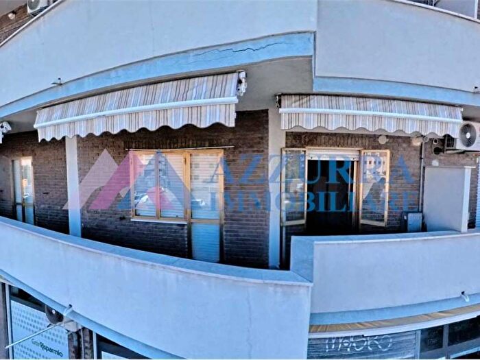 Appartamento trilocale in affitto in via Ponente, Vasto Marina, Vasto