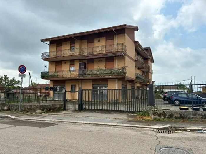 Appartamento con 6 locali in vendita in Via Napoli, Piedimonte San Germano