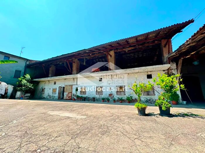 Casa bilocale in vendita in Via Marconi, Misano Di Gera D'Adda