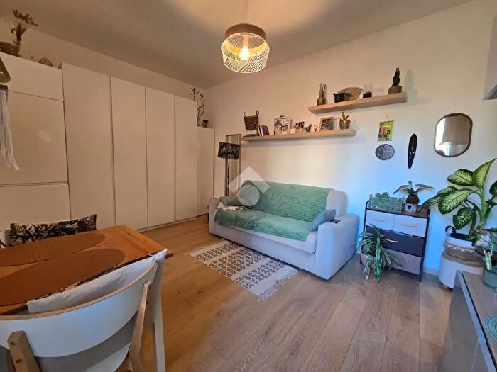 Appartamento monolocale in affitto in Via Bari, Milano