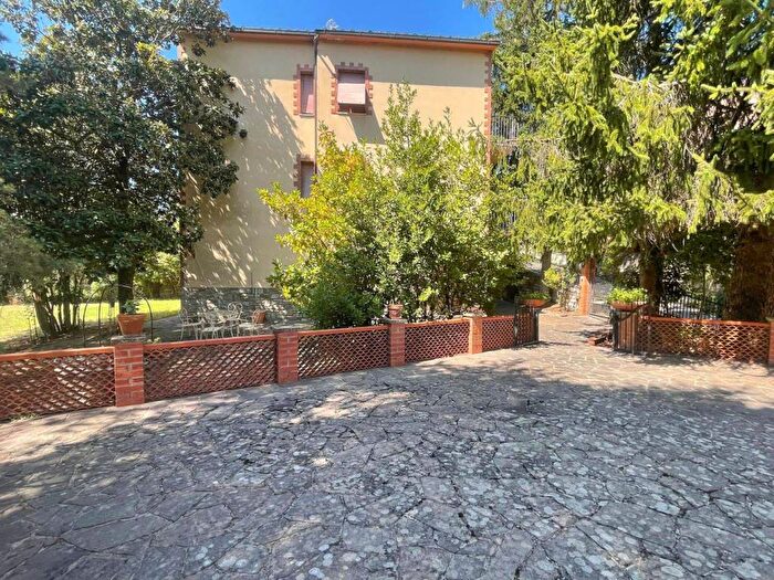Appartamento con 6 locali in affitto in Largo della Vittoria, Centro, Città della Pieve
