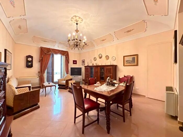 Casa con 14 locali in vendita in Partinico Via Roma, Partinico