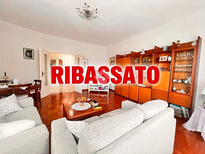 Appartamento quadrilocale in vendita in Via Martiri della Libertà, San Mauro Torinese