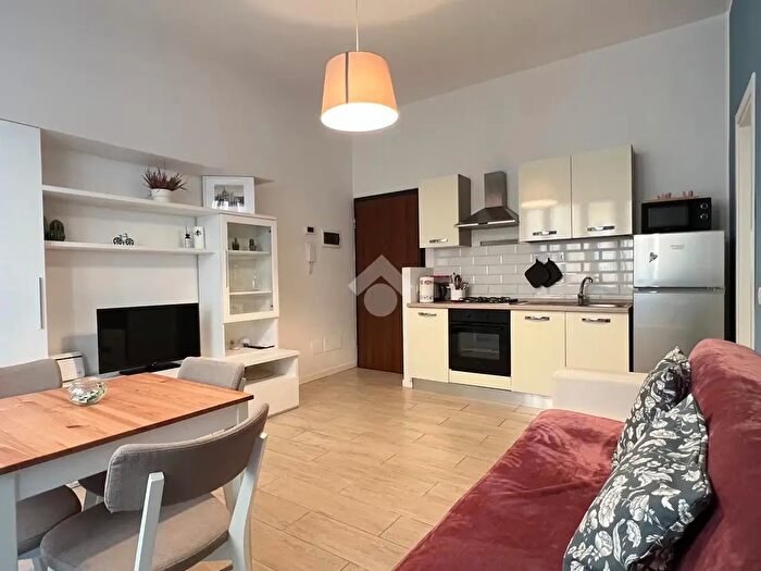 Appartamento bilocale in affitto in Via Luigi Canonica, Milano