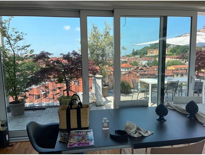 Appartamento con 5 locali in vendita in Via Pietro Nallino d Mondovi, Mondovi