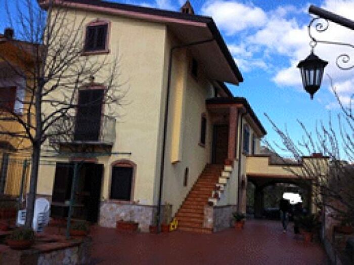 Casa con 5 locali in vendita in Caiazzo