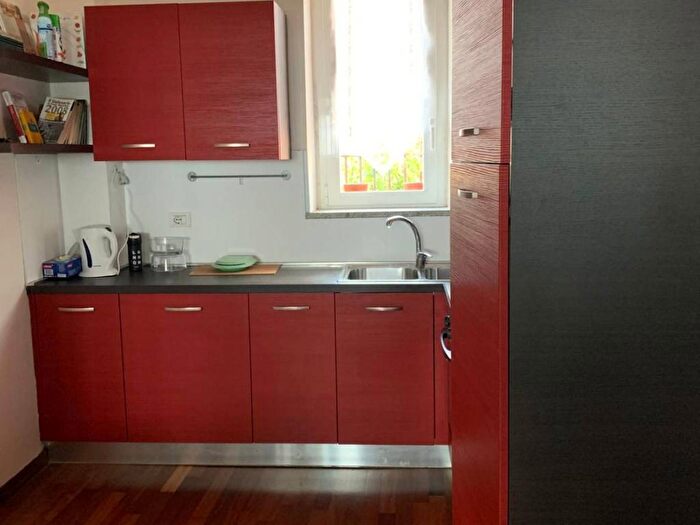 Appartamento bilocale in affitto in Alzaia Naviglio Pavese, Navigli Darsena, Milano