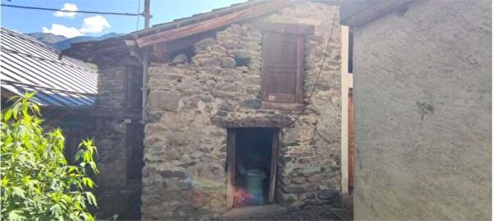 Casa trilocale in vendita in Frazione Isollaz, Challand Saint Victor