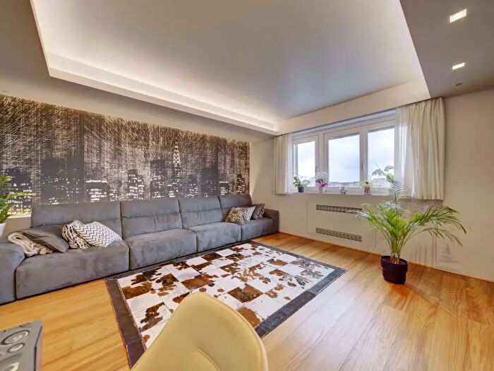 Appartamento quadrilocale in vendita in Corso Peschiera, Torino