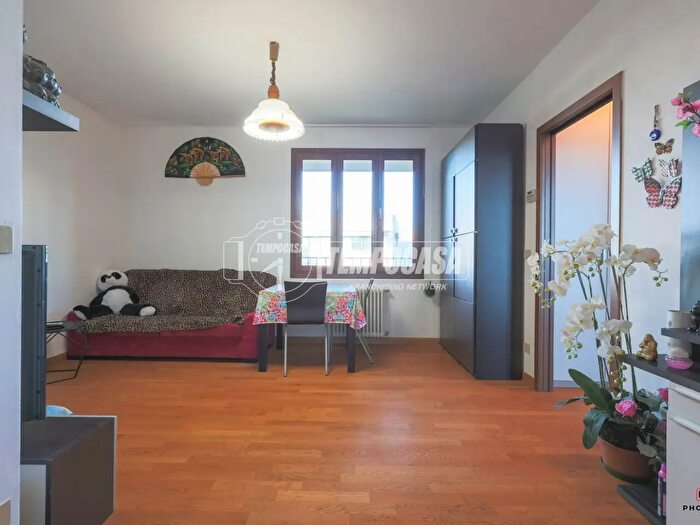 Appartamento bilocale in vendita in Via degli Ortolani, Bologna