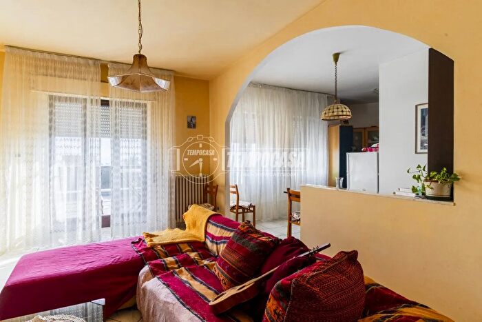 Appartamento con 5 locali in vendita in Monte San Giusto