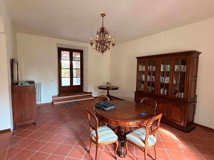 Casa con 9 locali in affitto in Porcari