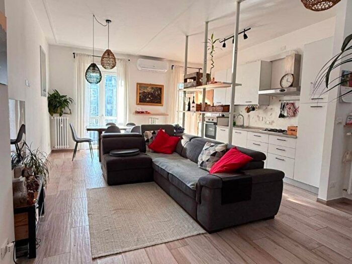 Appartamento trilocale in affitto in Via Gaetano Donizetti, San Salvario Dante, Torino