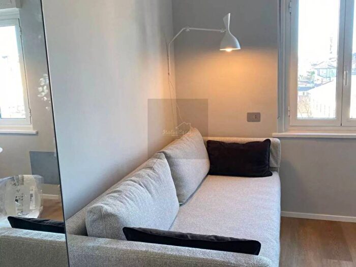 Appartamento monolocale in affitto in Via Senato, Quadrilatero della Moda, Milano