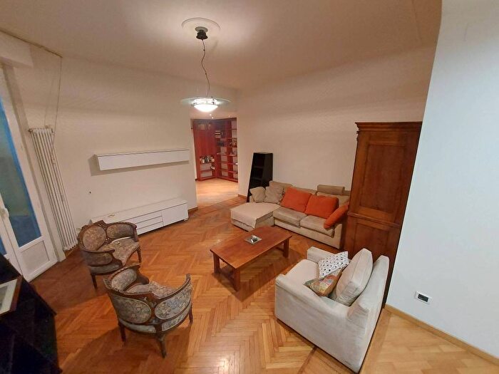 Appartamento quadrilocale in affitto in Via Antonio Bazzini, Città Studi, Milano