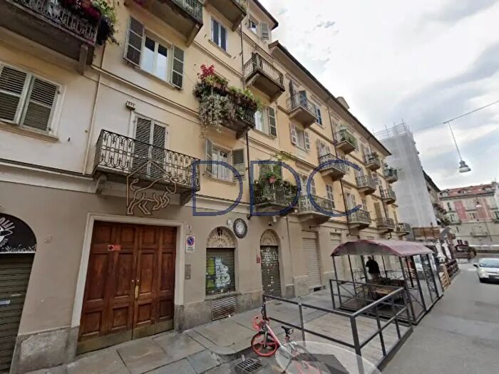 Appartamento bilocale in affitto in Via Silvio Pellico Bis, Torino