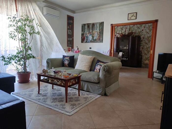 Appartamento con 9 locali in vendita in San Severo