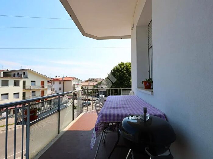 Appartamento quadrilocale in vendita in Viale Antonio Fogazzaro, Sandrigo