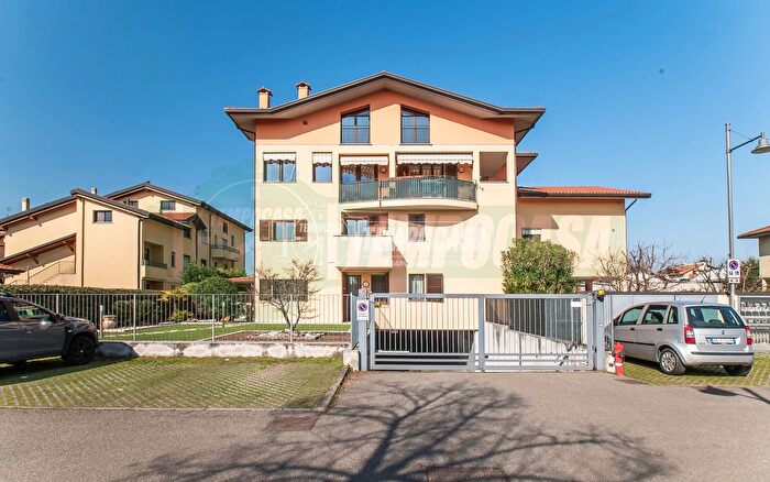 Appartamento quadrilocale in vendita in Tradate