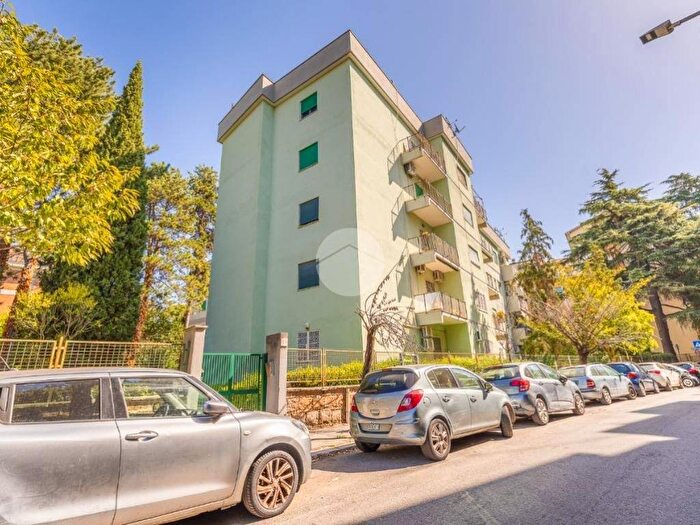 Appartamento trilocale in vendita in Via Ivanoe Bonomi, Nuovo Salario, Roma