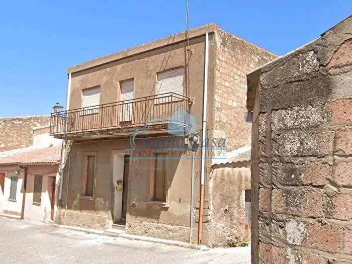 Casa con 5 locali in vendita in Tresnuraghes