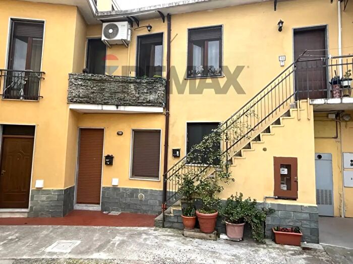 Appartamento quadrilocale in vendita in Via SMichele del Carso, Pogliano Milanese