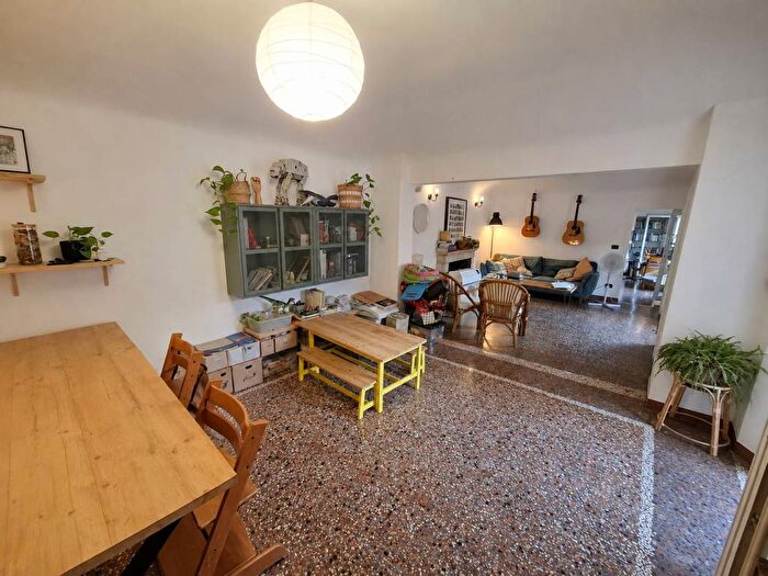 Appartamento con 5 locali in affitto in Centro Storico, Bologna