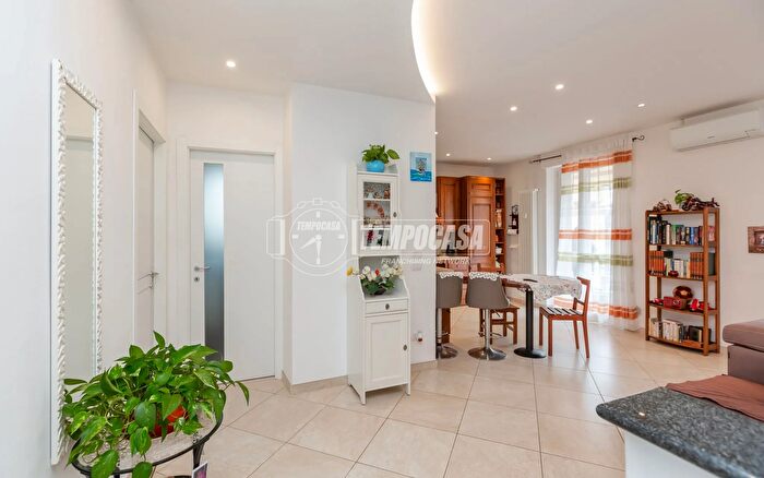 Appartamento trilocale in vendita in Via Garneri, Fossano