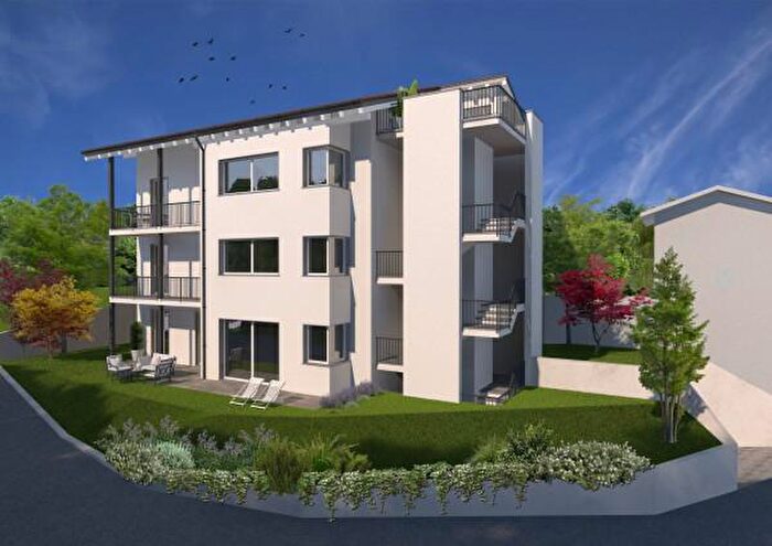 Appartamento quadrilocale in vendita in Via del Bersaglio, Montagna