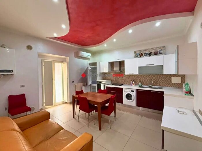 Appartamento trilocale in vendita in Vico Arco Celentano, Foggia