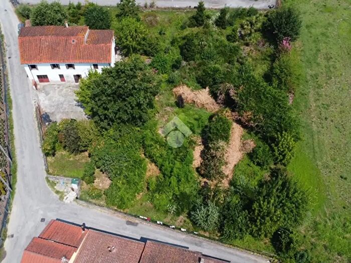 Casa con 10 locali in vendita in Via di Montesecco, Pistoia