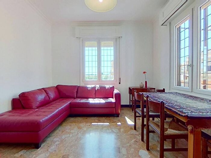 Appartamento trilocale in affitto in Via Cesare de Fabritiis, Balduina, Roma