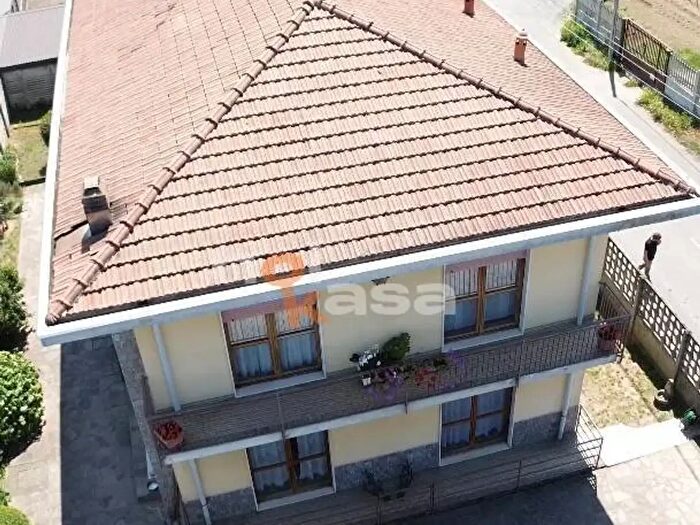 Casa trilocale in vendita in Via delle Pellizzine, Vanzaghello