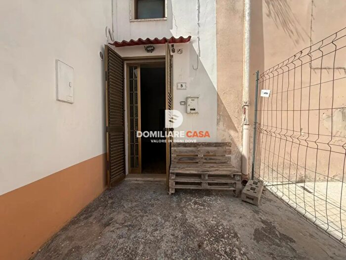 Casa con 7 locali in vendita in Via San Vito, Lequile