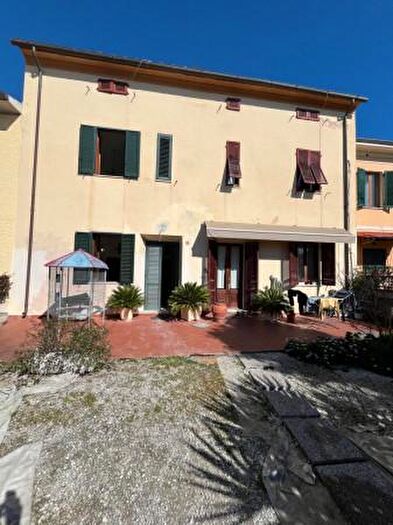 Casa trilocale in vendita in Via Giovan Battista Barsuglia, Vecchiano