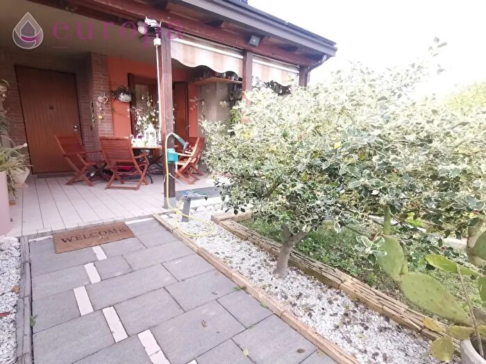 Casa quadrilocale in vendita in Via San Antonio, Roveredo In Piano