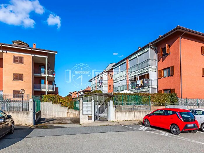 Appartamento trilocale in vendita in Via Pertini Sandro, Chivasso