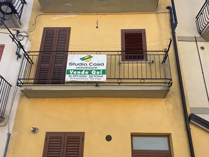 Casa quadrilocale in vendita in Via Galileo Galilei, Tramutola