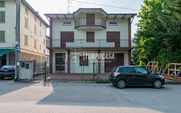 Appartamento quadrilocale in vendita in Via Conte Sasso, Toano