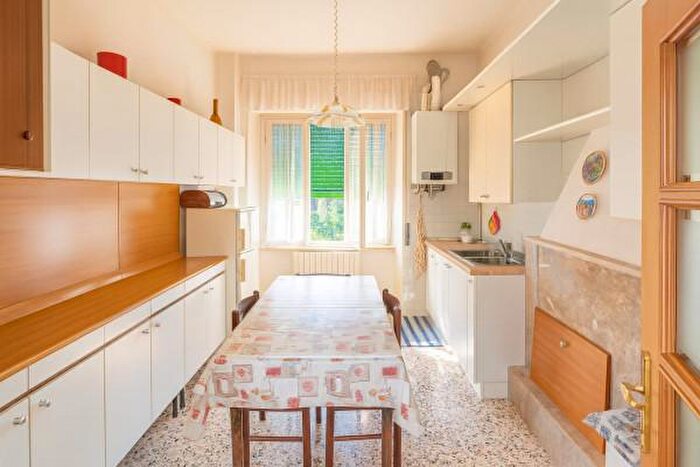 Appartamento quadrilocale in vendita in Via Clementina Sud, Maiolati Spontini