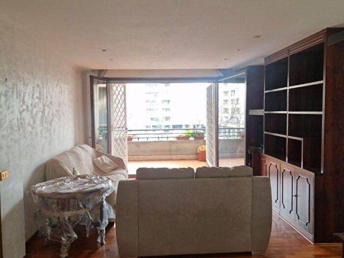 Appartamento trilocale in affitto in Via delle Costellazioni, Torrino, Roma