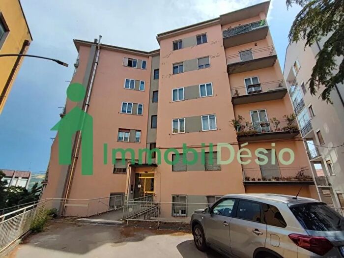 Casa con 7 locali in vendita in Viale Marconi Potenza, Potenza