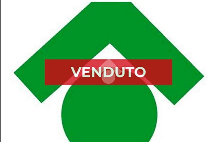 Appartamento trilocale in vendita in Via Pietro Fedele, Roma